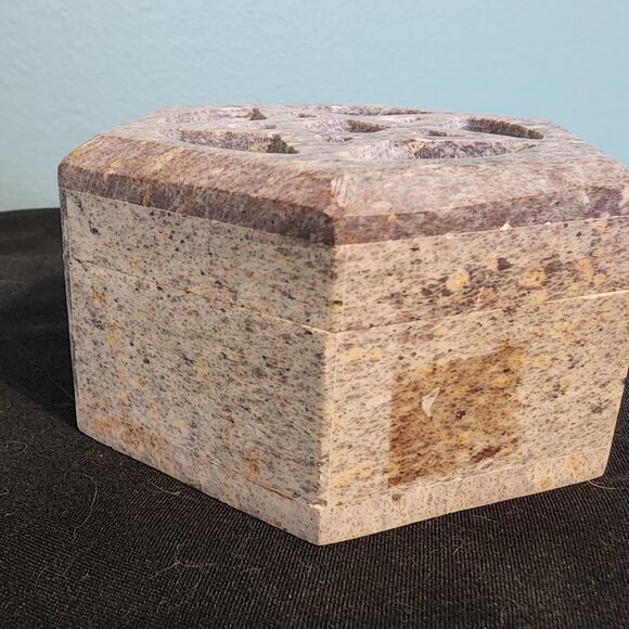 Soapstone Pentagram Trinket Box - Picture 3 of 9